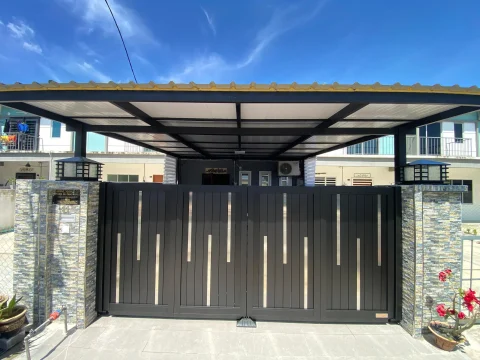 Fully aluminium SmartGate installed at a landed home, project photo 1