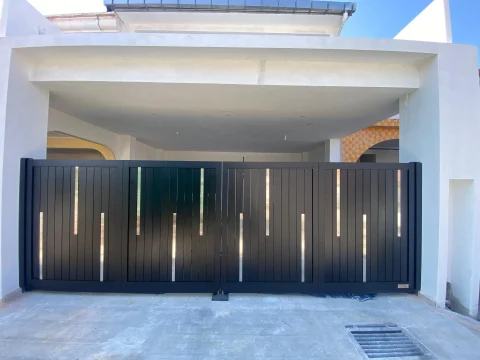 Fully aluminium SmartGate installed at a landed home, project photo 28